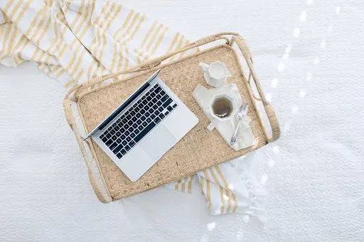 Laptop-working-online-virtual-assistant-1.