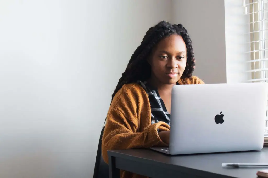 virtual assistant working on her resume